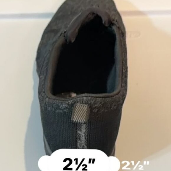 SIZE 9 Skechers Breathe Easy - Infi-Knity Relaxed Fit Slip-In Sneakers - Black - Picture 12 of 15